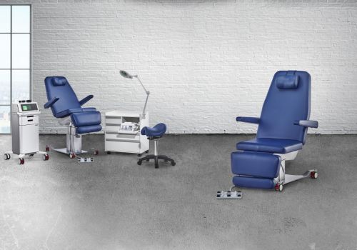 FORTRESS ELEVATE NAVY PODIATRY CHAIR